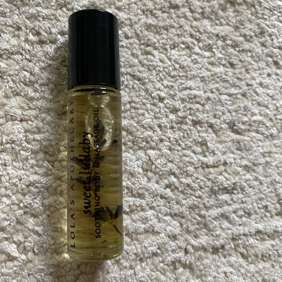 NWT Lola’s Apothecary Soothing Body & Massage Oil - Picture 3 of 3